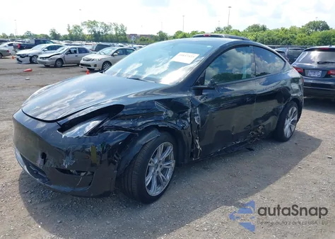 2023 Tesla Model Y Rwd z USA, uszkodzony, nr VIN 7SAYGDED8PF956018